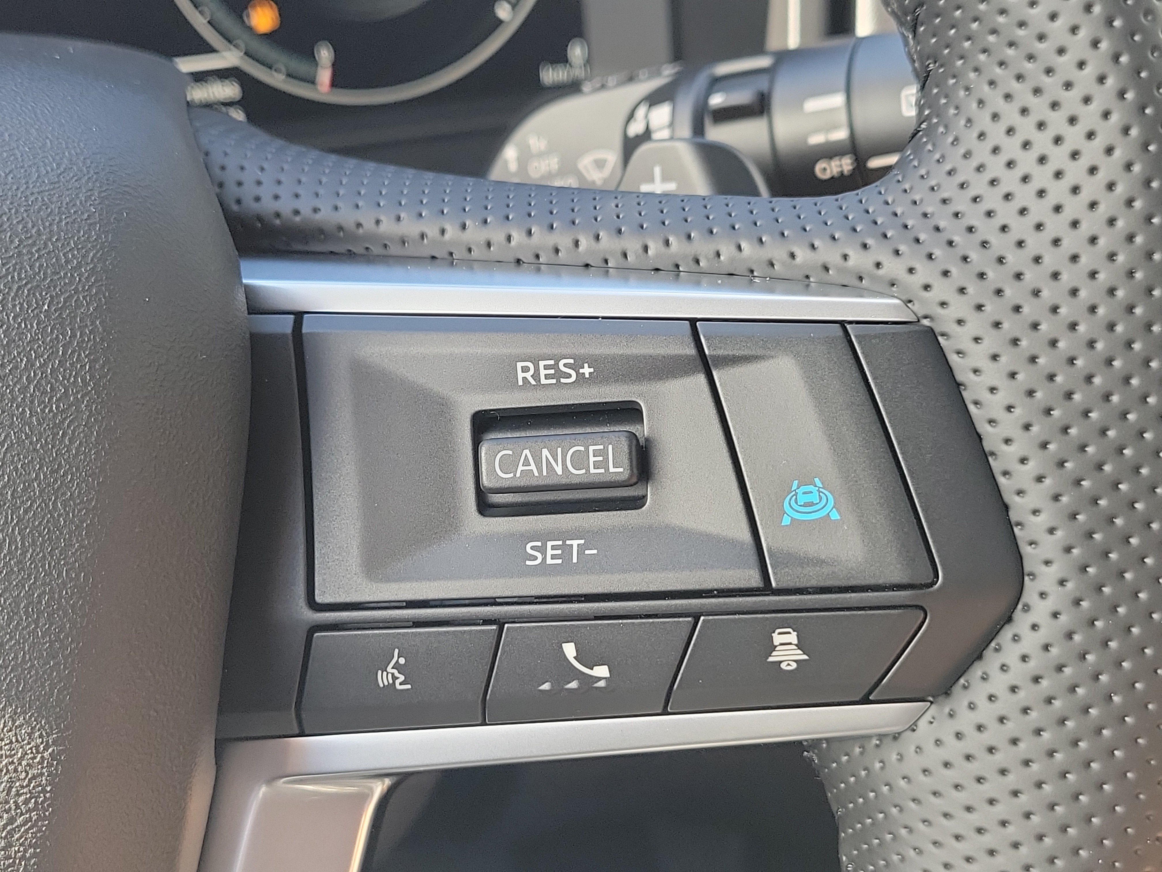 New 2026 Nissan Rogue SL AWD/4WD image 24