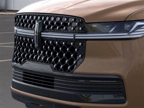 New 2025 Lincoln Navigator Black Label image 17