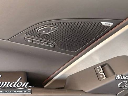 Used 2016 Chevrolet Corvette Z06 w/ 3LZ Preferred Equipment Group RWD image 9