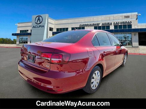 Used 2016 Volkswagen Jetta S FWD image 4