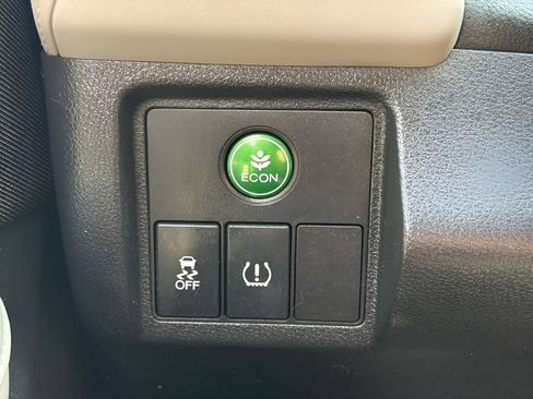 Used 2022 Honda HR-V LX image 23