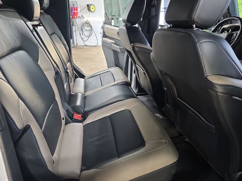 Used 2022 Ford Bronco Wildtrak AWD/4WD image 11