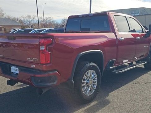 Used 2021 Chevrolet Silverado 2500 High Country w/ Z71 Off-Road Package image 8
