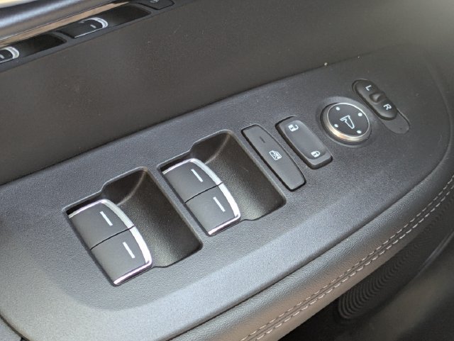 Certified 2025 Acura ADX FWD image 22