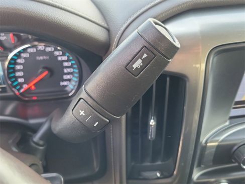 Used 2018 Chevrolet Silverado 1500 LTZ w/ LTZ Plus Package image 20