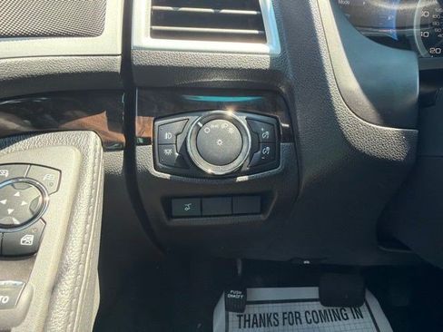 Used 2014 Ford Explorer Limited w/ Equipment Group 301A AWD/4WD image 30