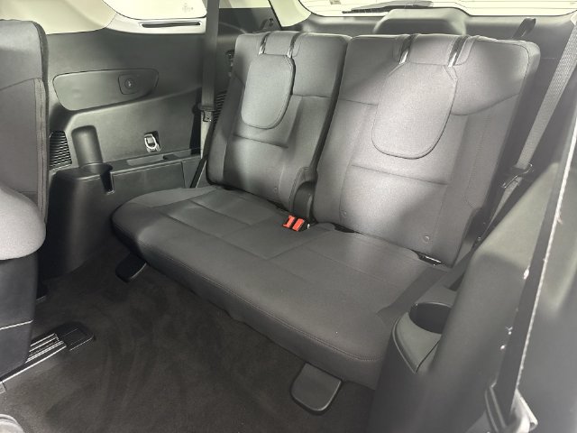 Used 2026 Ford Explorer Active AWD/4WD image 22