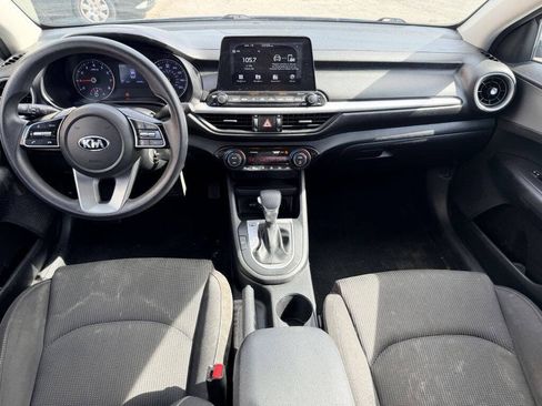 Used 2019 Kia Forte LXS FWD image 6