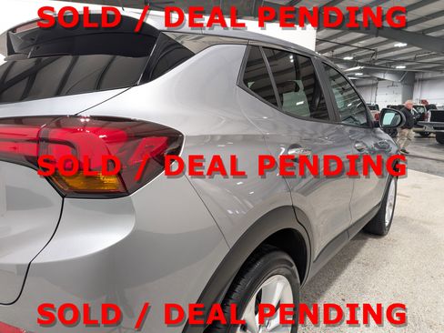 Used 2023 Buick Encore GX Preferred w/ Cold Weather Comfort Package image 3