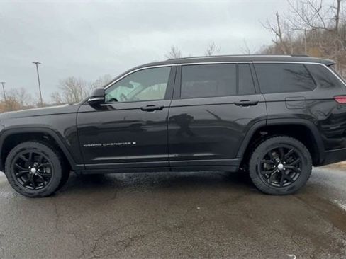 Used 2022 Jeep Grand Cherokee L Limited image 5