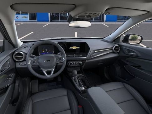 New 2026 Chevrolet Trax ACTIV w/ Sunroof Package FWD image 15