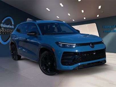 New 2025 Volkswagen Tiguan SE R-Line