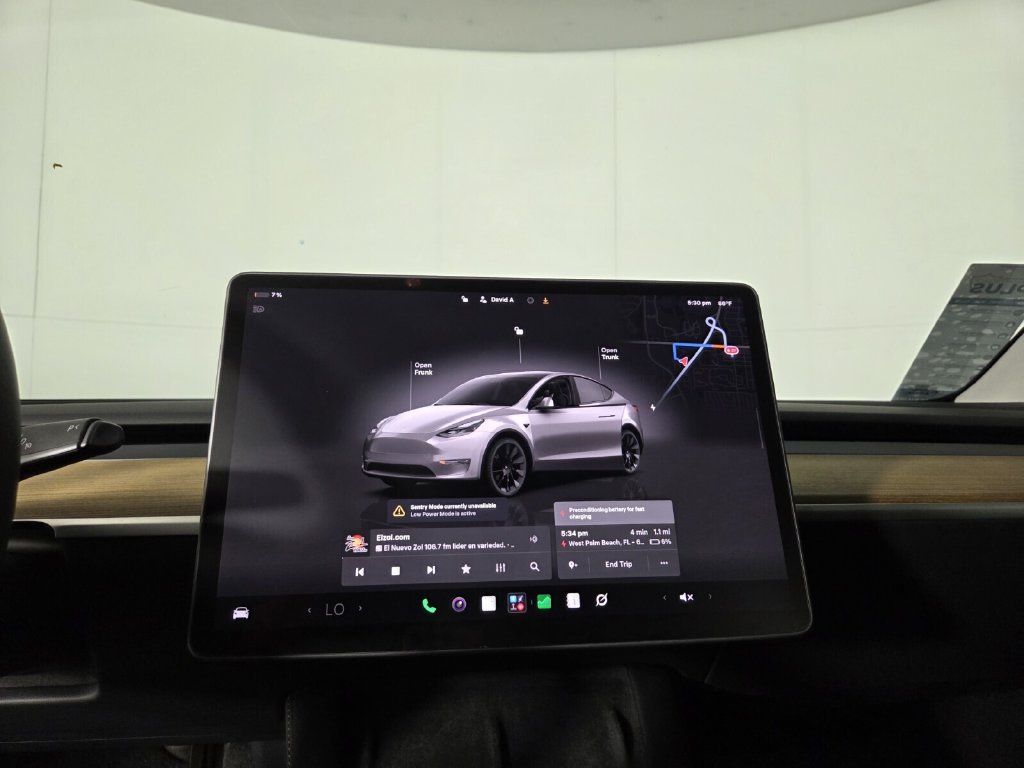 Used 2025 Tesla Model Y Long Range AWD/4WD image 15