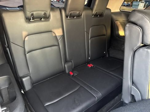 Used 2024 Nissan Pathfinder Platinum w/ Cargo Package AWD/4WD image 13