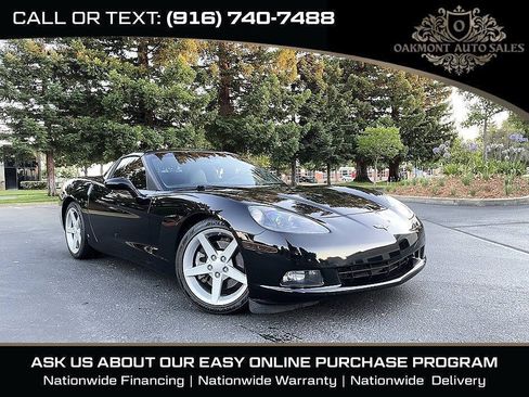 Used 2007 Chevrolet Corvette Coupe RWD image 3