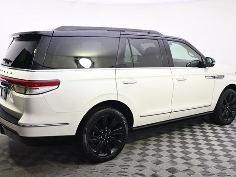 Used 2022 Lincoln Navigator Black Label AWD/4WD image 7
