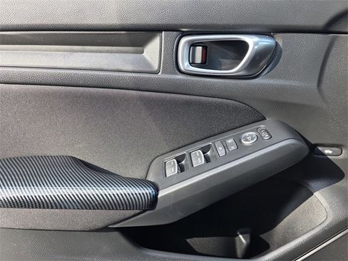 Used 2024 Honda Civic Sport image 17