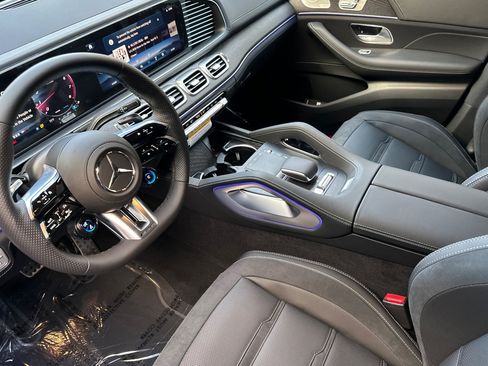 New 2026 Mercedes-Benz GLE 53 AMG 4MATIC image 9