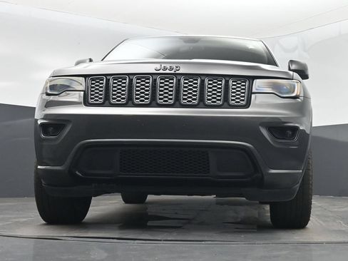 Used 2021 Jeep Grand Cherokee Laredo X AWD/4WD image 31