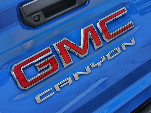 New 2025 GMC Canyon Elevation w/ Convenience Package image 7