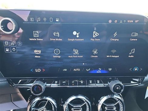 New 2025 Chevrolet Blazer EV LT w/ Super Cruise Package image 17