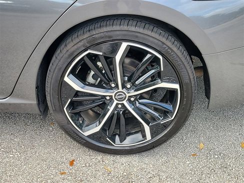 Used 2025 Nissan Altima 2.5 SR image 5