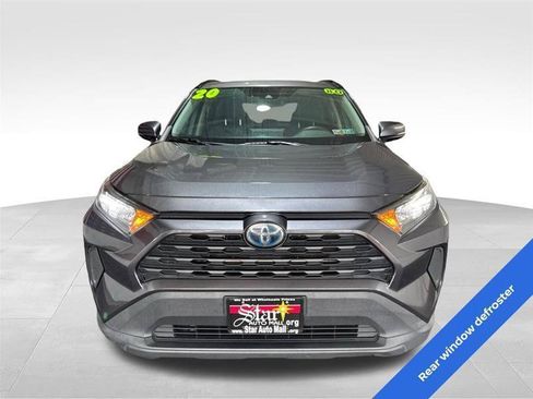 Used 2020 Toyota RAV4 LE AWD/4WD image 2