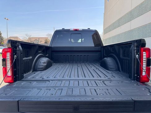 Used 2024 Ford F250 Lariat w/ Sport Appearance Package image 17