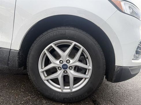 Used 2022 Ford Edge SEL w/ Convenience Package image 10