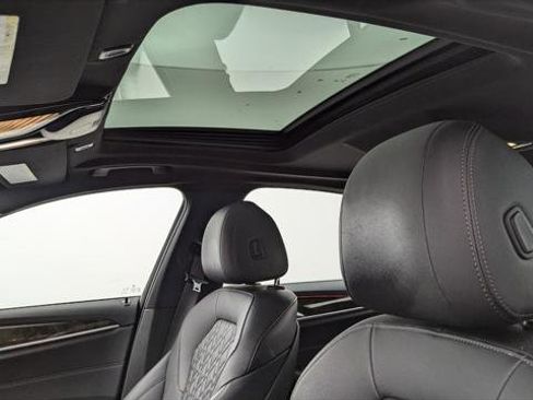 Used 2021 BMW 530i xDrive w/ Convenience Package image 31