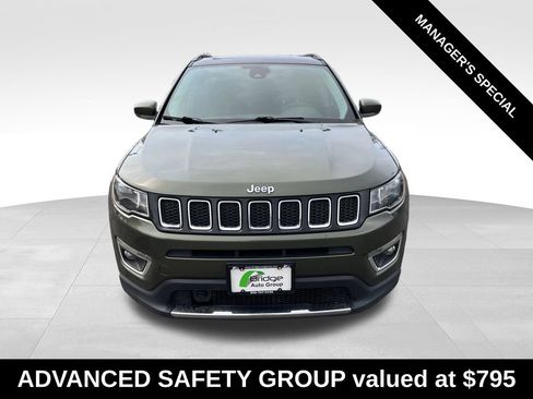 Used 2019 Jeep Compass Limited AWD/4WD image 2