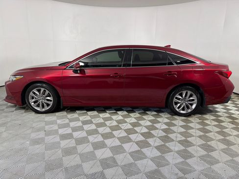 Used 2020 Toyota Avalon XLE FWD image 6