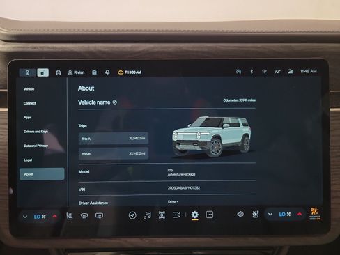 Used 2023 Rivian R1S Adventure AWD/4WD image 29