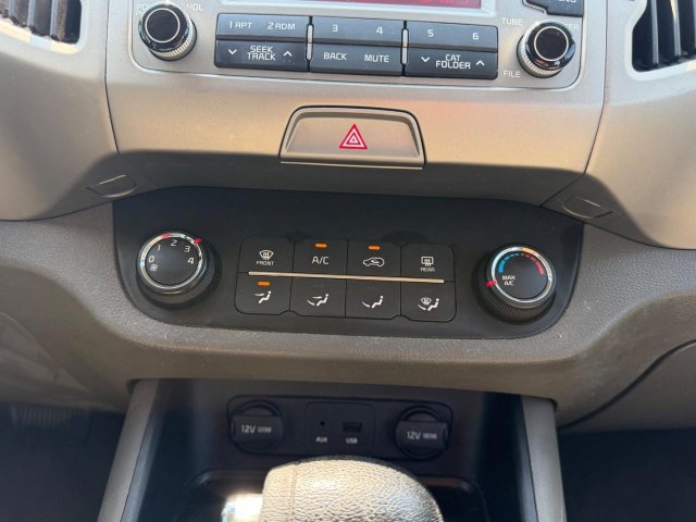 Used 2015 Kia Sportage LX FWD image 14