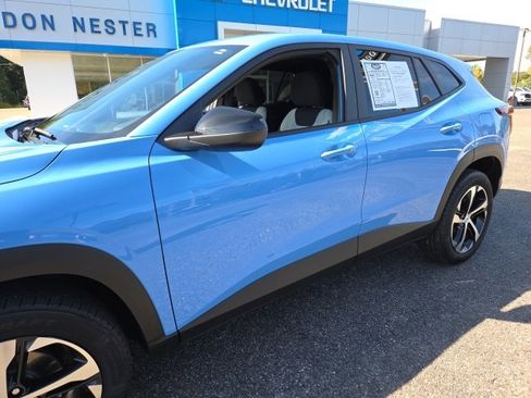 Used 2024 Chevrolet Trax RS w/ Sunroof Package image 79