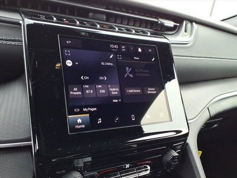 New 2026 Jeep Grand Cherokee Laredo image 8