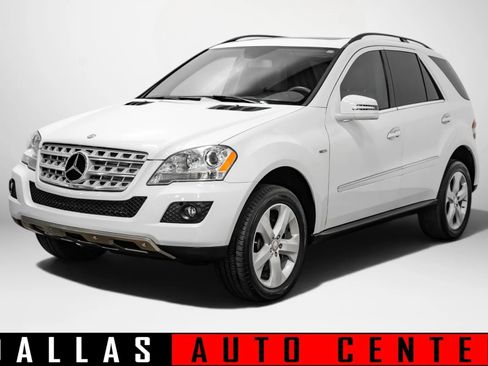 Used 2011 Mercedes-Benz ML 350 BlueTEC 4MATIC image 3