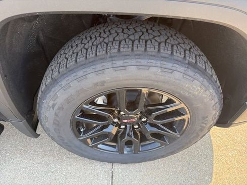 New 2026 GMC Sierra 1500 Elevation w/ Elevation Premium Package AWD/4WD image 59