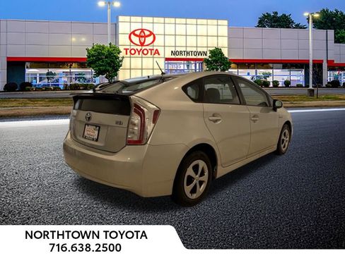 Used 2014 Toyota Prius Two image 16
