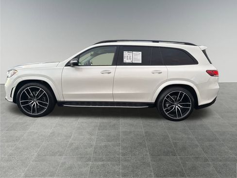 Used 2022 Mercedes-Benz GLS 450 4MATIC image 2