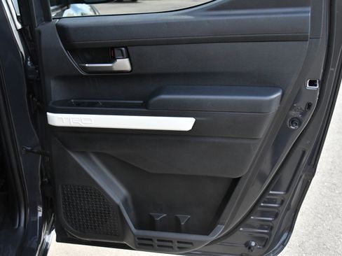 Used 2024 Toyota Tacoma TRD Sport image 43