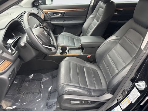 Used 2022 Honda CR-V Touring image 11