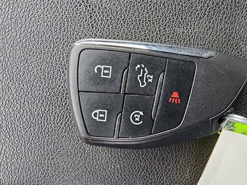 Used 2024 Chevrolet Silverado 2500 LT image 17