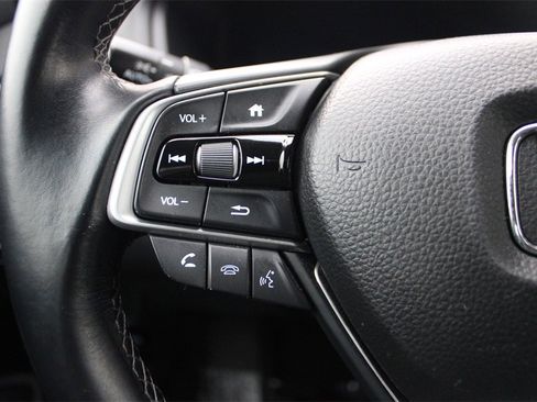 Used 2018 Honda Accord EX-L image 17