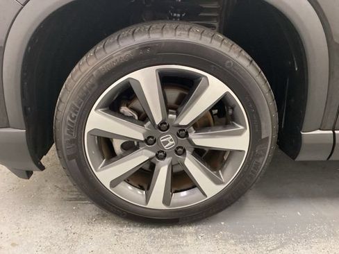 Certified 2024 Honda Pilot Elite image 32