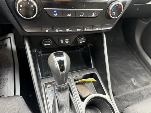 Used 2017 Hyundai Tucson Sport image 18