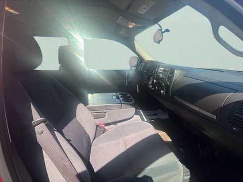 Used 2009 GMC Sierra 1500 SLE w/ Power Pack Plus AWD/4WD image 26