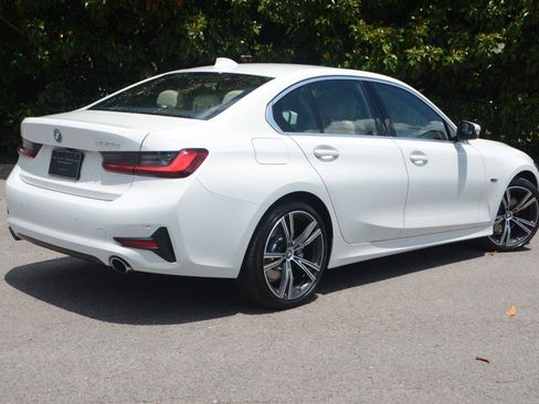 Used 2022 BMW 330e w/ Premium Package RWD image 3