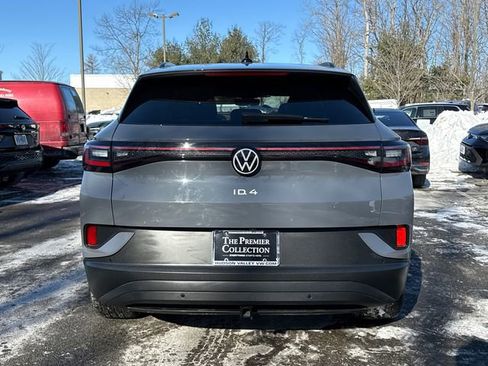 Certified 2023 Volkswagen ID.4 Pro S image 5