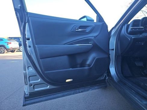 Used 2025 Toyota Crown XLE image 14